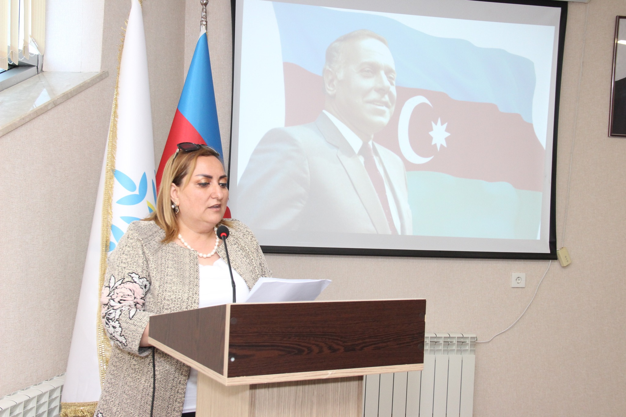 Yeni Azərbaycan Partiyası Astara Rayon Təşkilatı  və Astara Pedaqoji Kollecinin birgə təşkilatçılığı ilə “Konstitusiya və Suverenlik İli” çərçivəsində Heydər Əliyevin anadan olmasının 102-ci ildönümü münasibəti İlə “Heydər Əliyev Müstəqil Azərbaycan Konstitusiyasının Yaradıcısı və Milli Dövlətçiliyimizin Memarı kimi” adlı konfrans