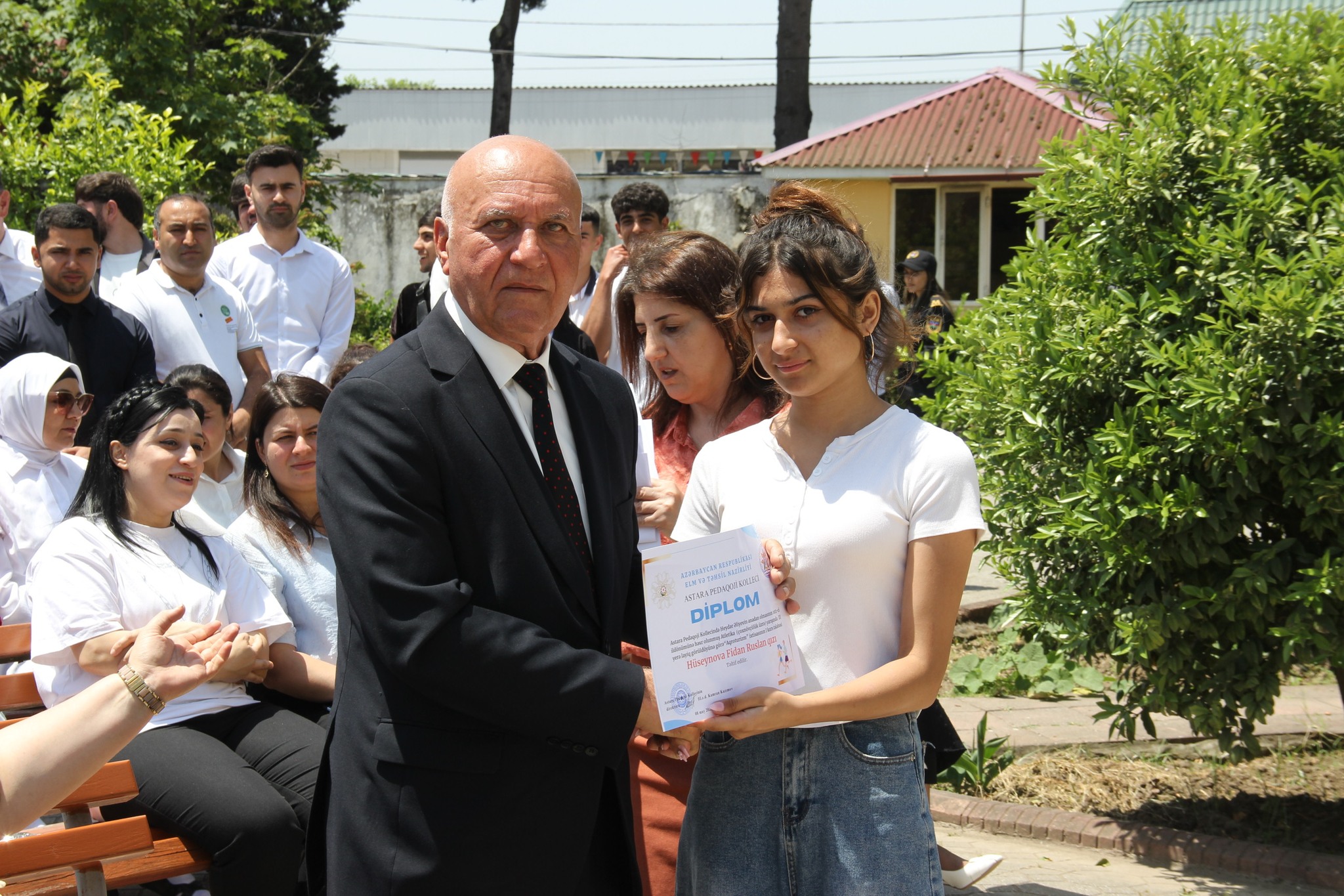 Astara Pedaqoji Kollecində  Yeni Azərbaycan Partiya (YAP) Astara rayon  təşkilatı, Astara Pedaqoji Kolleci  və Lənkəran-Astara Təhsil İdarəsi Astara Təhsil  Sektorunun  təşkilatçılığı ilə 28 May Müstəqillik günü münasibətilə ilə bayram tədbiri