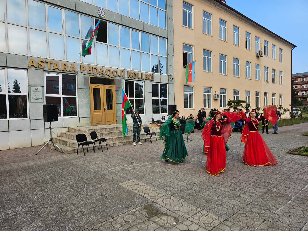 Kollecdə 8 Noyabr —Zəfər Gününə həsr olunmuş “44 günlük müharibənin hər bir günü Qələbə, Zəfər günüdür” adlı  bədii- musiqili tədbir