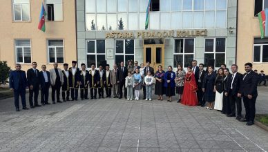 Kollecdə 8 Noyabr —Zəfər Gününə həsr olunmuş “44 günlük müharibənin hər bir günü Qələbə, Zəfər günüdür” adlı bədii- musiqili tədbir Kollecdə 8 Noyabr —Zəfər Gününə həsr olunmuş “44 günlük müharibənin hər bir günü Qələbə, Zəfər günüdür” adlı bədii- musiqili tədbir