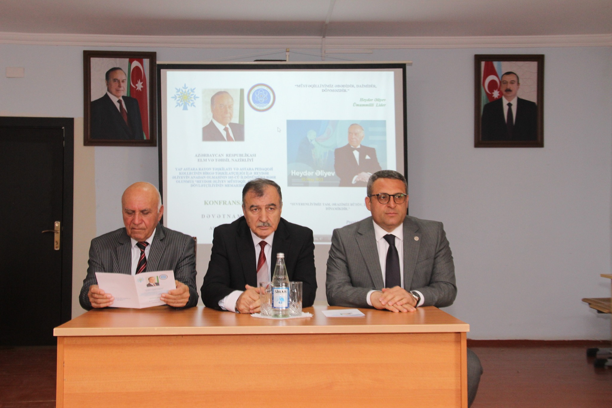 Kollecdə Azərbaycan xalqının Ümummilli Lideri Heydər Əliyevin anadan olmasının 103-cü ildönümünə həsr olunmuş konfrans