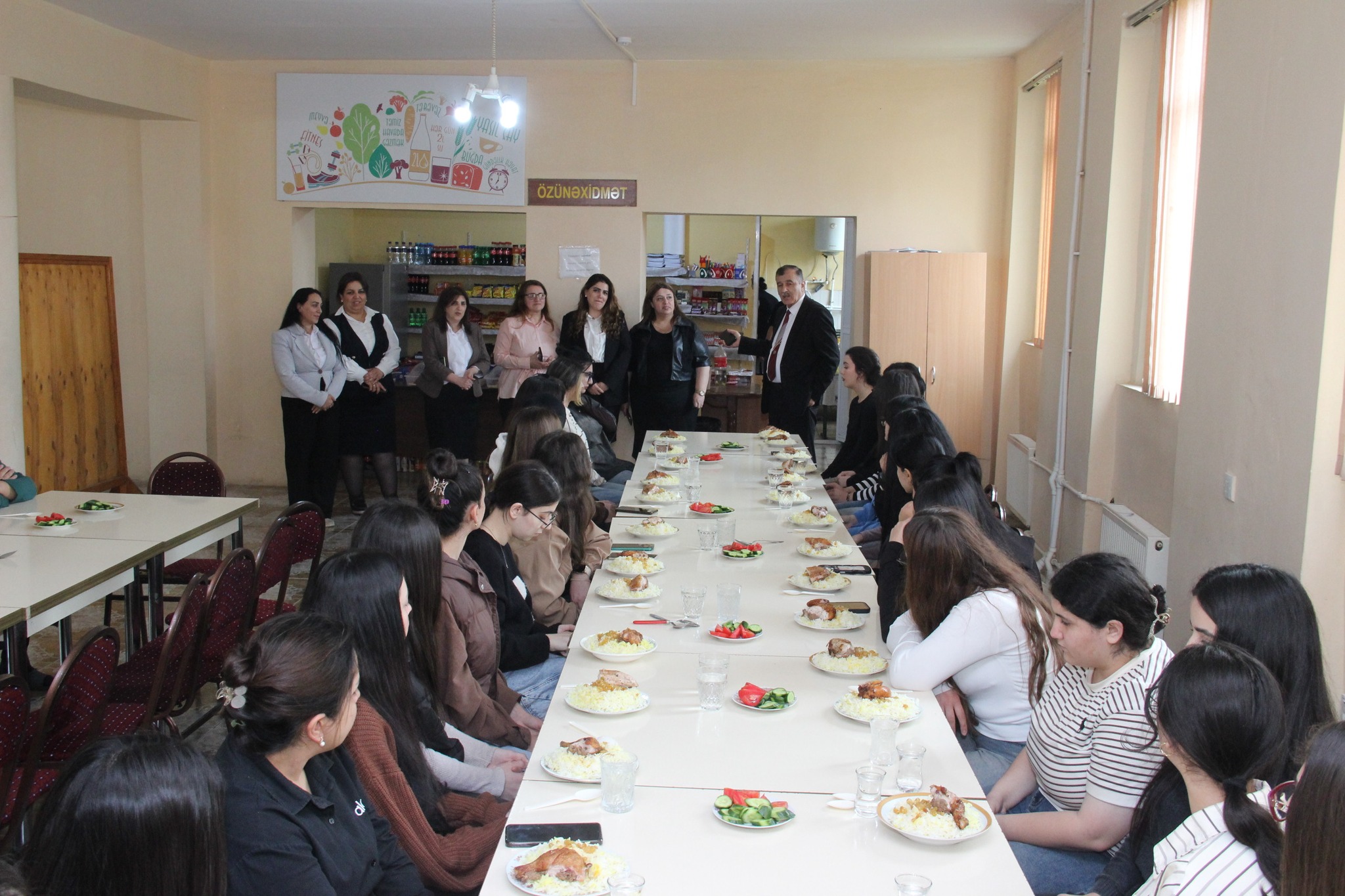 Kollecdə Azərbaycan xalqının Ümummilli Lideri Heydər Əliyevin anadan olmasının 103-cü ildönümünə həsr olunmuş konfrans