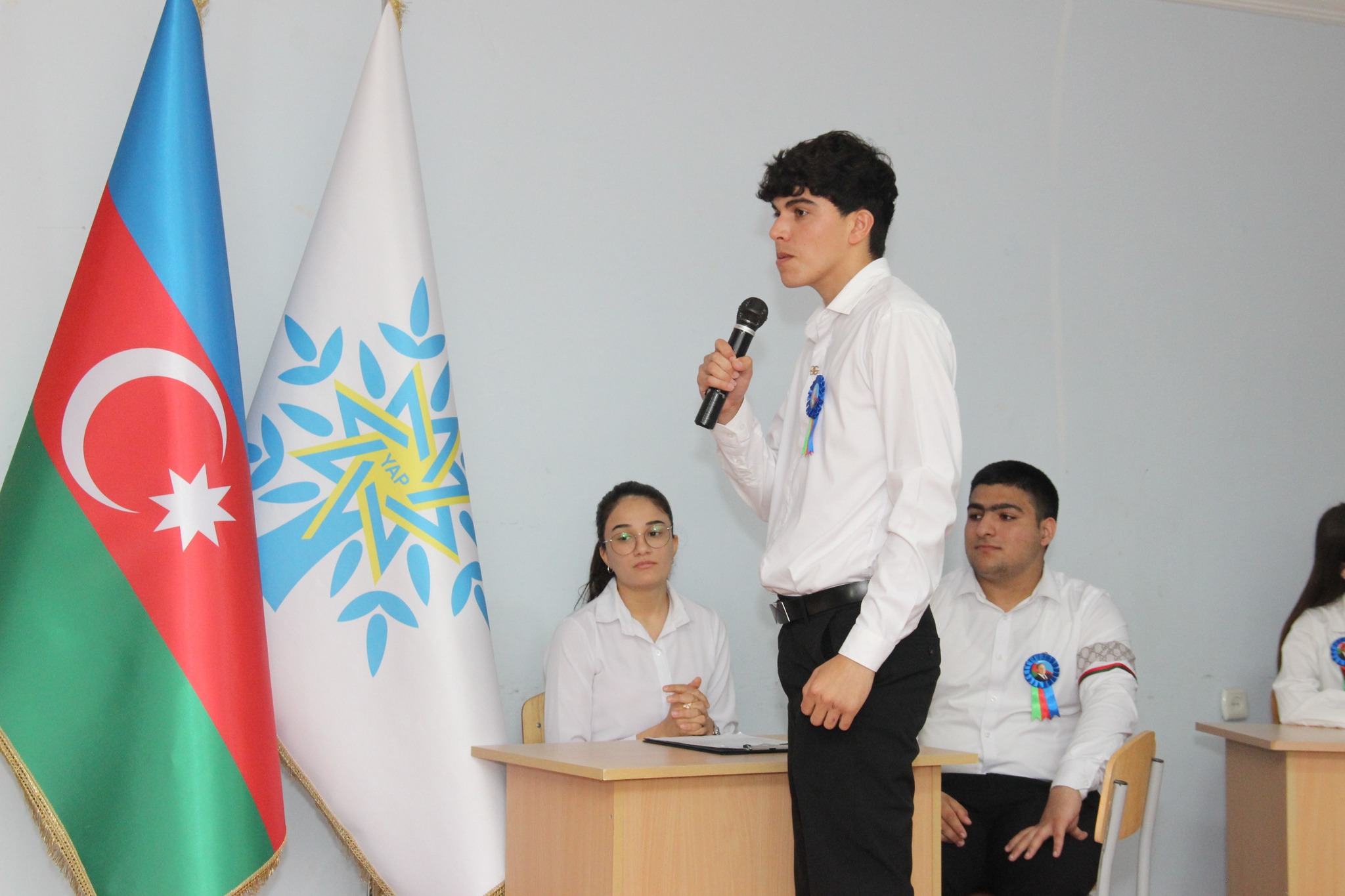 Kollecdə Azərbaycan xalqının Ümummilli Lideri Heydər Əliyevin anadan olmasının 103-cü ildönümünə həsr olunmuş konfrans