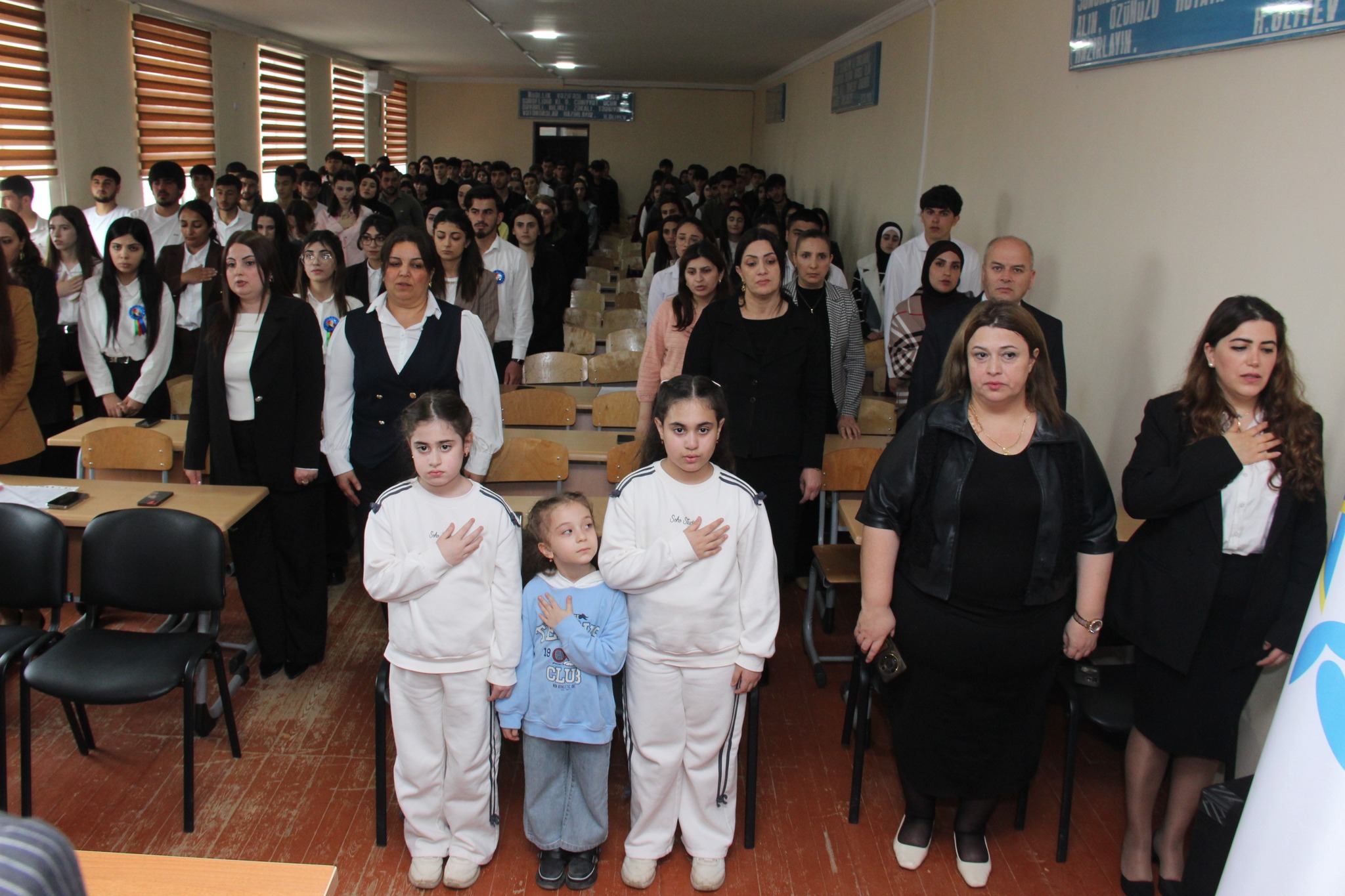 Kollecdə Azərbaycan xalqının Ümummilli Lideri Heydər Əliyevin anadan olmasının 103-cü ildönümünə həsr olunmuş konfrans