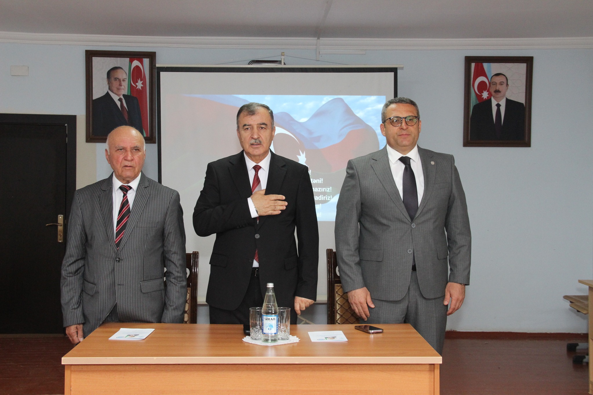 Kollecdə Azərbaycan xalqının Ümummilli Lideri Heydər Əliyevin anadan olmasının 103-cü ildönümünə həsr olunmuş konfrans